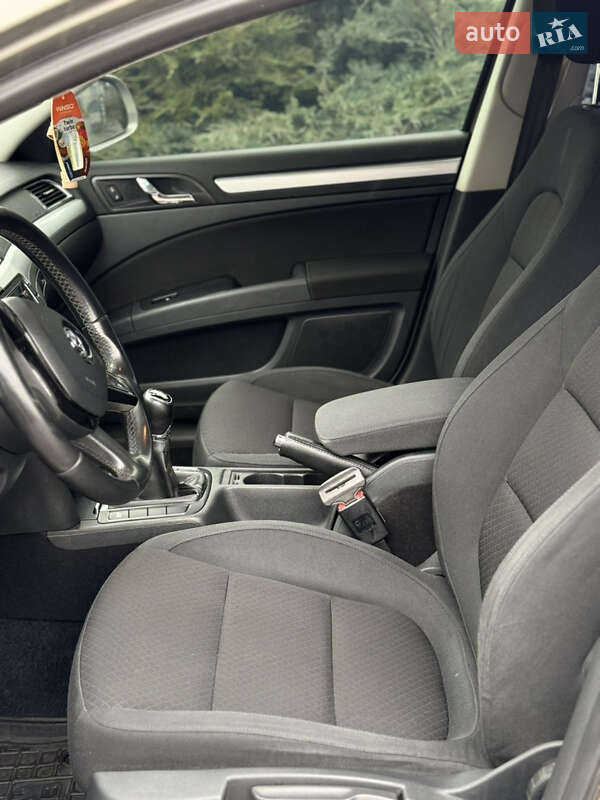 Лифтбек Skoda Superb 2013 в Ужгороде