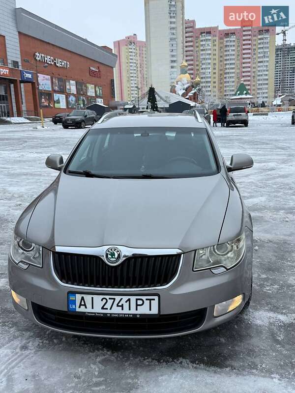 Универсал Skoda Superb 2012 в Киеве фото 3 Универсал Skoda Superb 2012 в Киеве