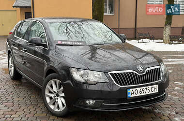 Лифтбек Skoda Superb 2015 в Тячеве