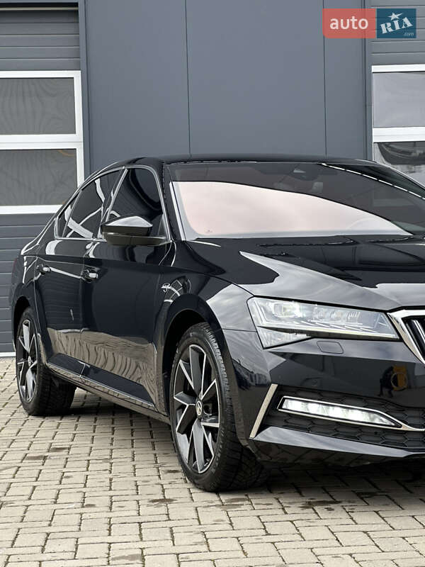 Ліфтбек Skoda Superb 2023 в Мукачевому