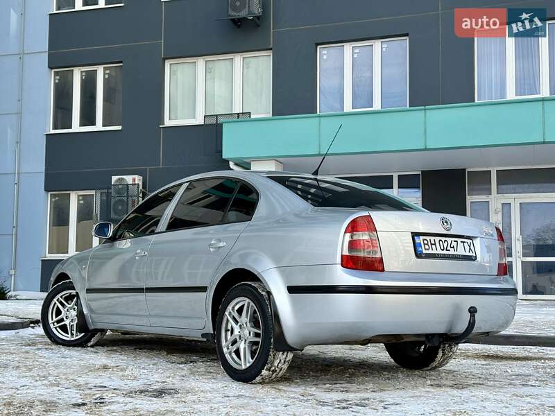 Лифтбек Skoda Superb 2007 в Одессе