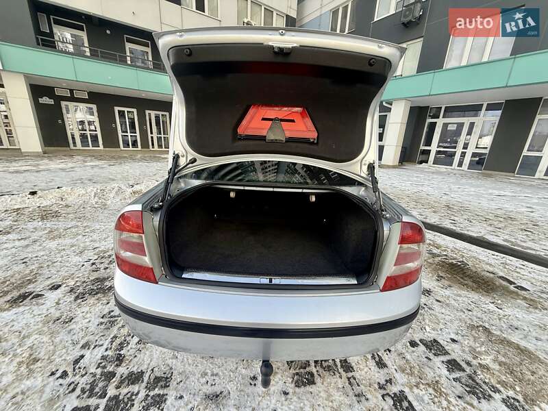 Лифтбек Skoda Superb 2007 в Одессе