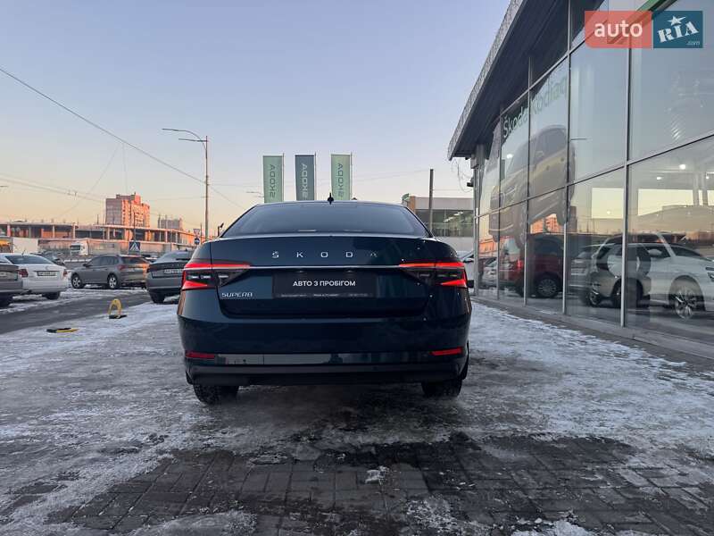 Лифтбек Skoda Superb 2019 в Киеве