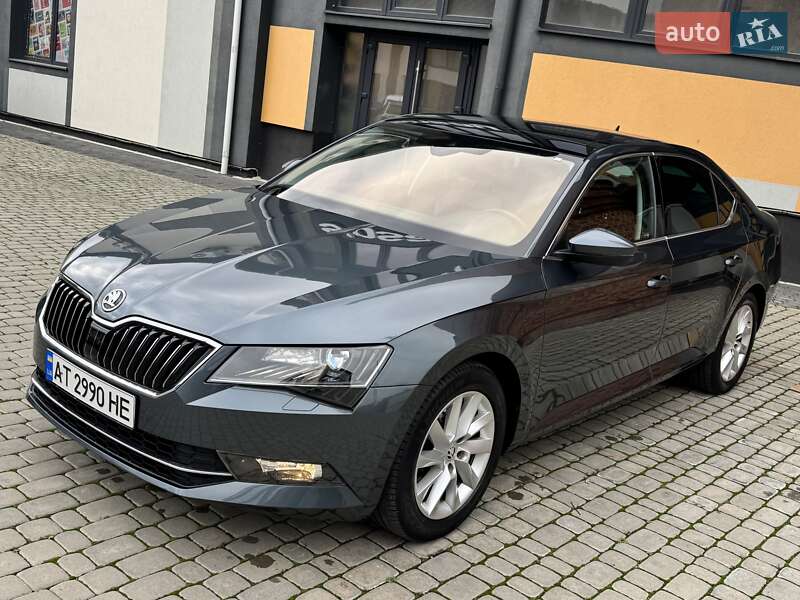 Лифтбек Skoda Superb 2017 в Коломые