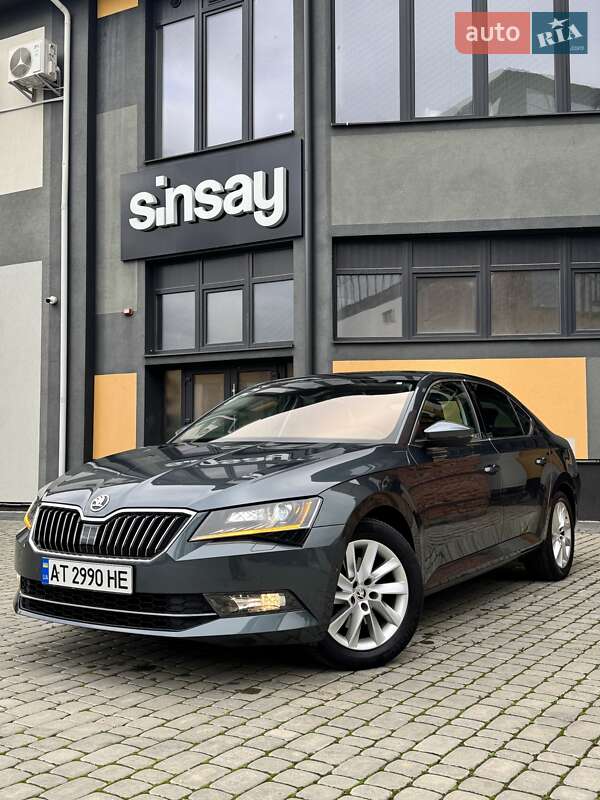 Лифтбек Skoda Superb 2017 в Коломые