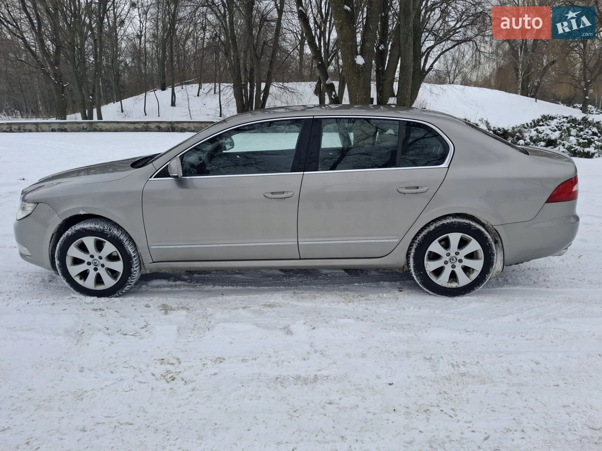 2012 Skoda Superb - мініатюра 4