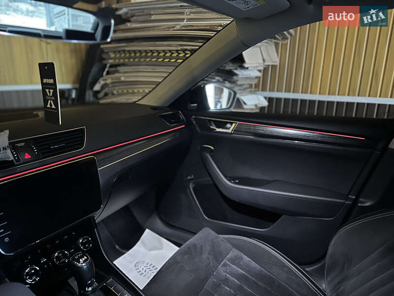 Лифтбек Skoda Superb 2019 в Киеве