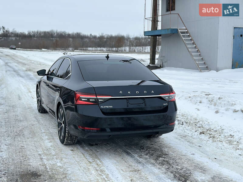 Лифтбек Skoda Superb 2019 в Киеве