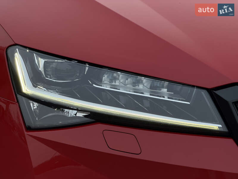 Лифтбек Skoda Superb 2022 в Дрогобыче