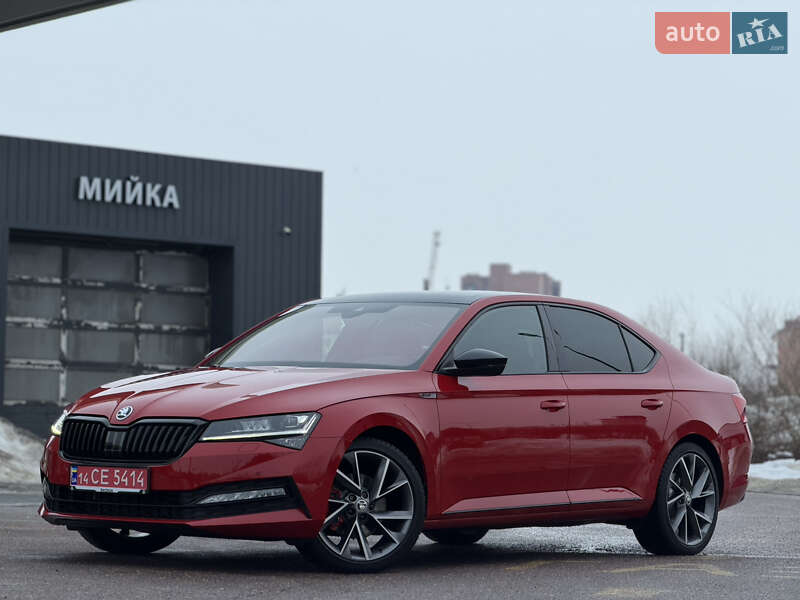 Лифтбек Skoda Superb 2022 в Дрогобыче