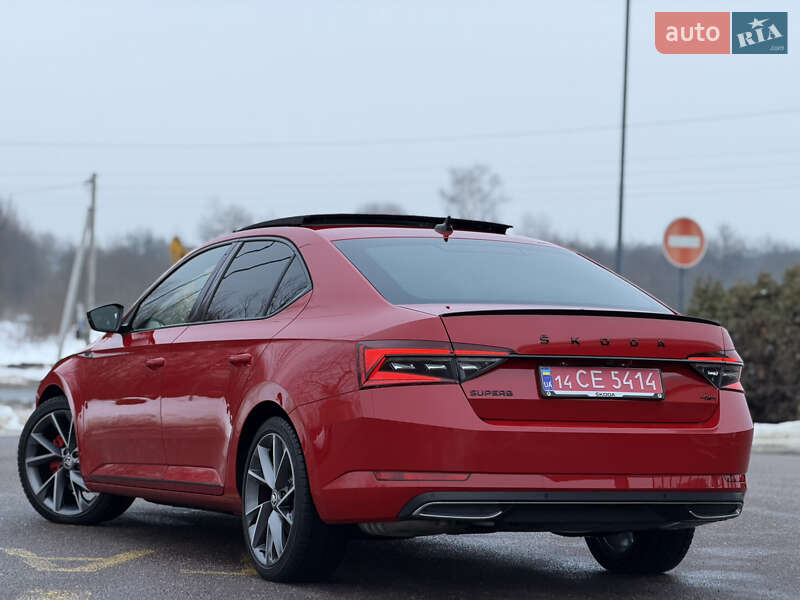 Лифтбек Skoda Superb 2022 в Дрогобыче