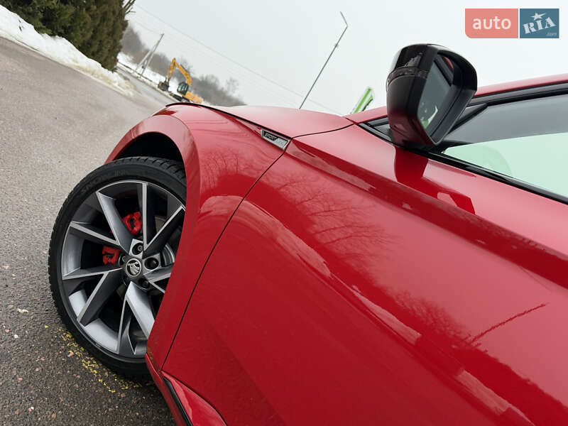 Лифтбек Skoda Superb 2022 в Дрогобыче