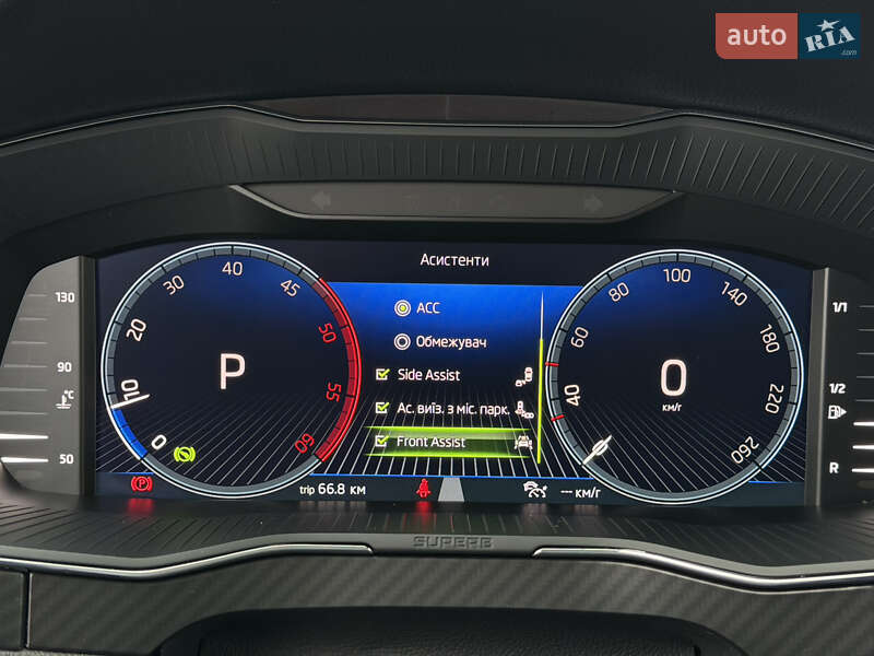Лифтбек Skoda Superb 2022 в Дрогобыче