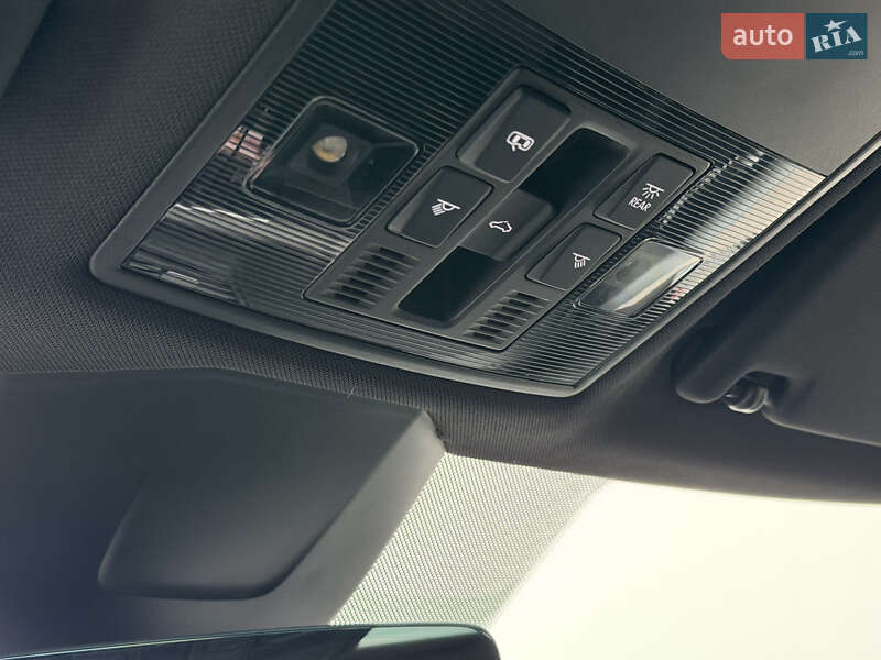 Лифтбек Skoda Superb 2022 в Дрогобыче