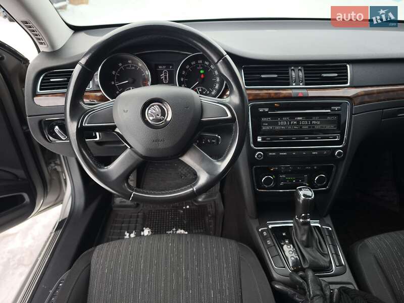 Лифтбек Skoda Superb 2014 в Киеве