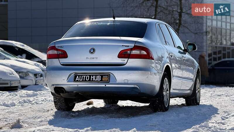 Лифтбек Skoda Superb 2009 в Бердичеве