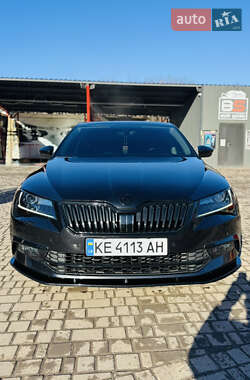 Лифтбек Skoda Superb 2016 в Кривом Роге