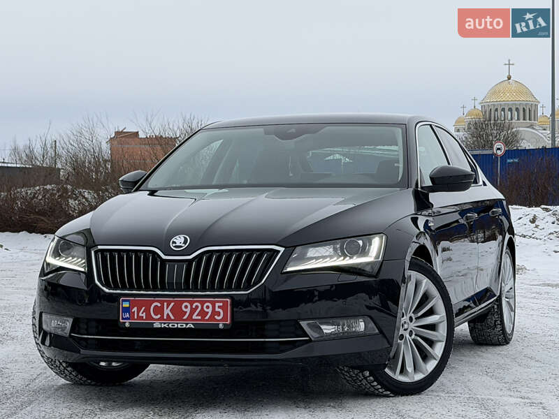 Лифтбек Skoda Superb 2017 в Дрогобыче