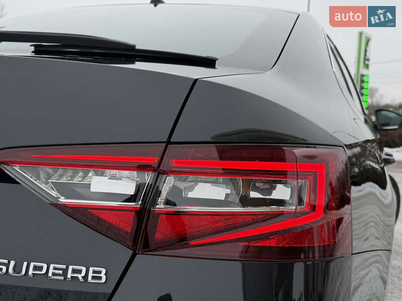 Лифтбек Skoda Superb 2017 в Дрогобыче