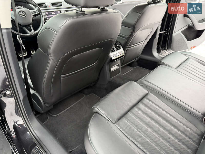 Лифтбек Skoda Superb 2017 в Дрогобыче