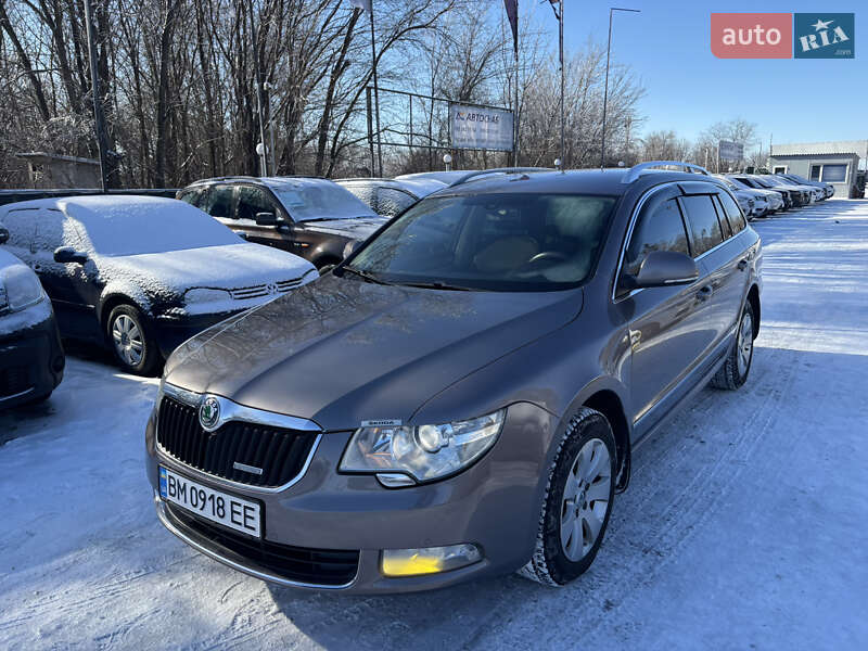Skoda Superb 2011
