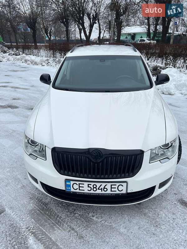 Универсал Skoda Superb 2012 в Черновцах