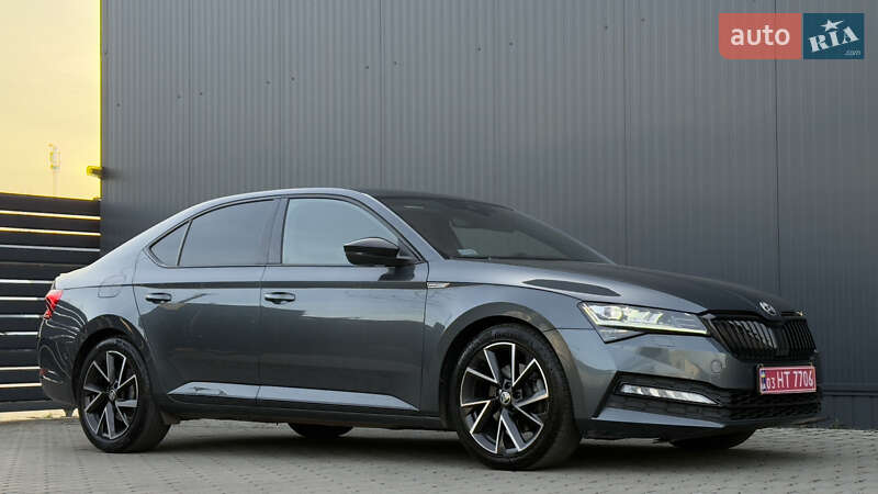 Лифтбек Skoda Superb 2022 в Мукачево