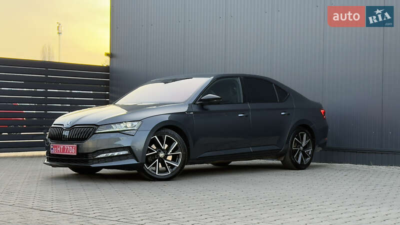 Лифтбек Skoda Superb 2022 в Мукачево