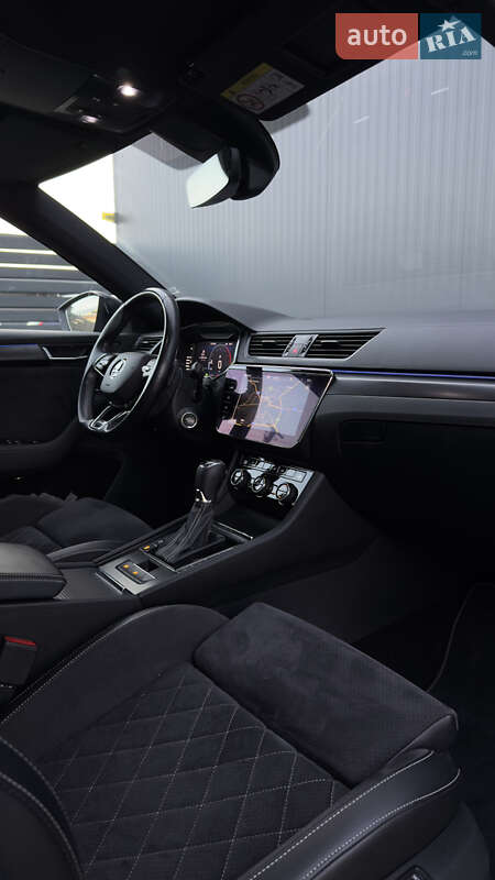 Лифтбек Skoda Superb 2022 в Мукачево