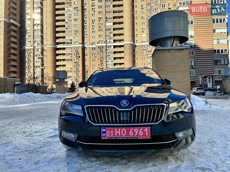 Универсал Skoda Superb 2019 в Киеве фото 4 Универсал Skoda Superb 2019 в Киеве