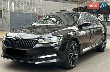 Ліфтбек Skoda Superb 2020 в Дніпрі