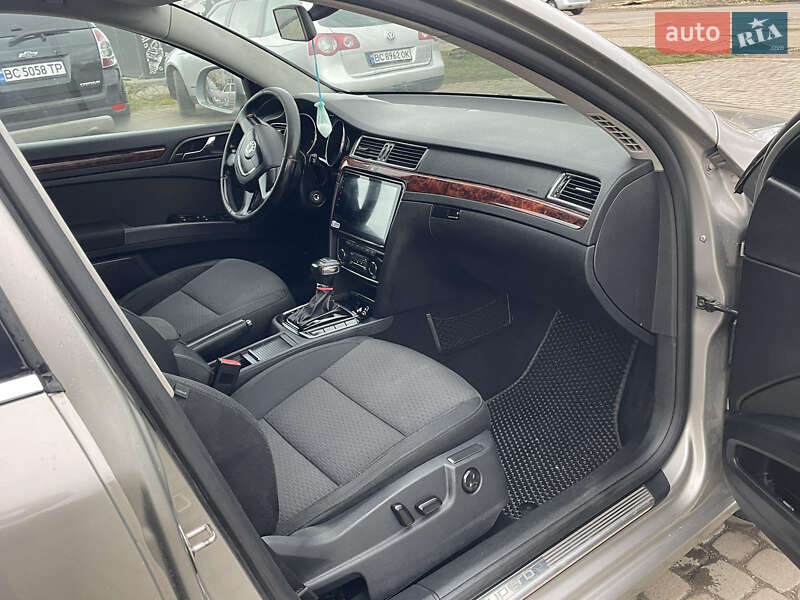 Ліфтбек Skoda Superb 2010 в Львові фото 8 Ліфтбек Skoda Superb 2010 в Львові