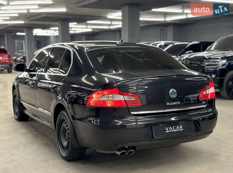 Ліфтбек Skoda Superb 2011 в Харкові