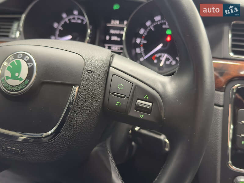 Ліфтбек Skoda Superb 2011 в Харкові