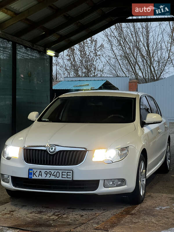 Ліфтбек Skoda Superb 2010 в Києві