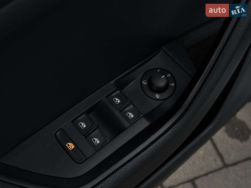 Ліфтбек Skoda Superb 2016 в Мукачевому