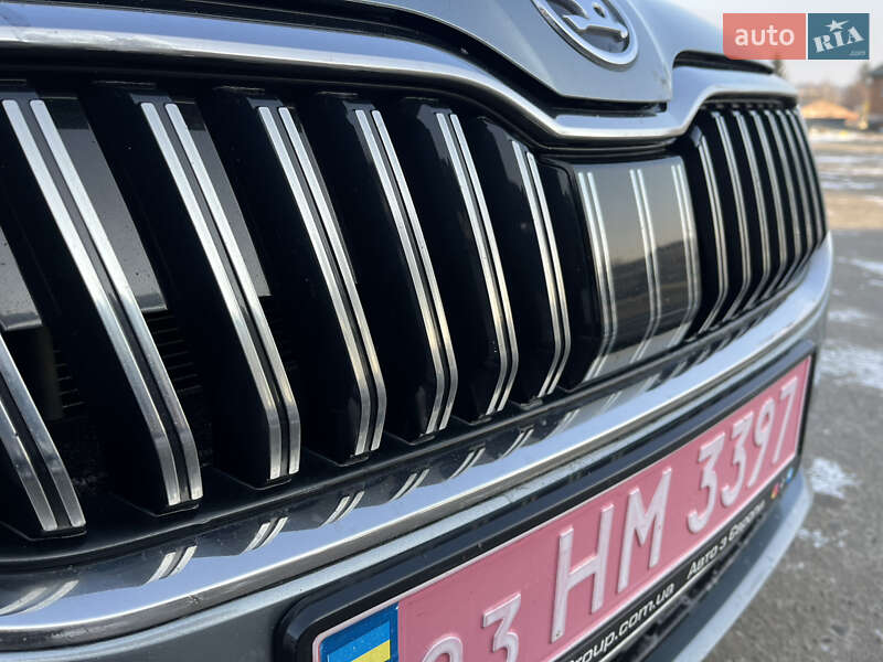 Універсал Skoda Superb 2021 в Хоролі