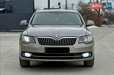 Лифтбек Skoda Superb 2014 в Житомире