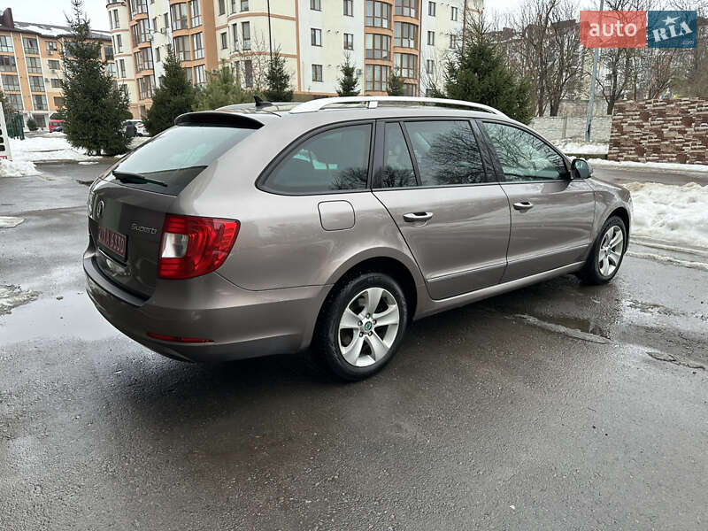Универсал Skoda Superb 2013 в Ровно фото 6 Универсал Skoda Superb 2013 в Ровно