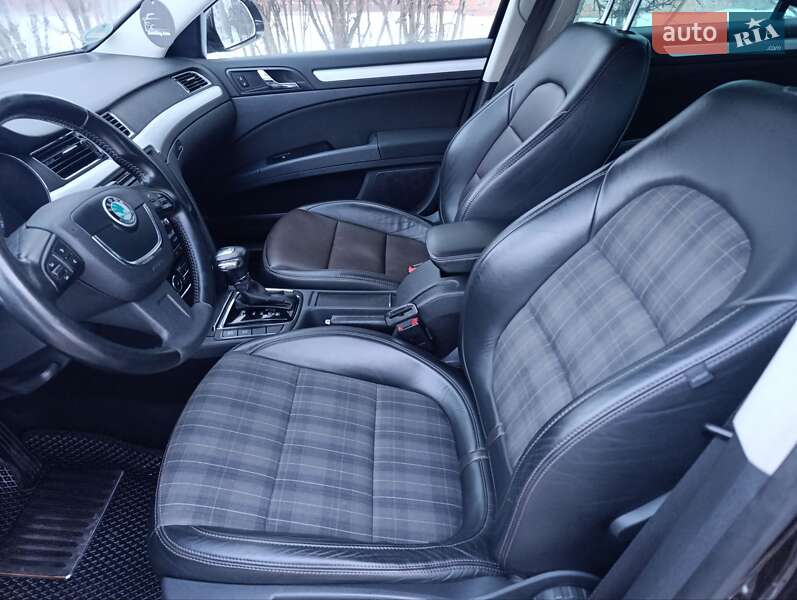 Універсал Skoda Superb 2012 в Кам'янець-Подільському фото 23 Універсал Skoda Superb 2012 в Кам'янець-Подільському