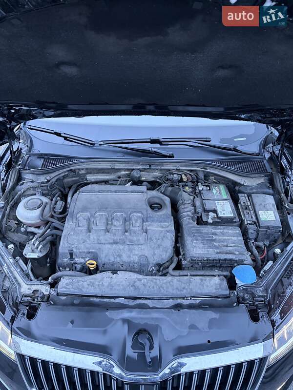 Ліфтбек Skoda Superb 2019 в Львові