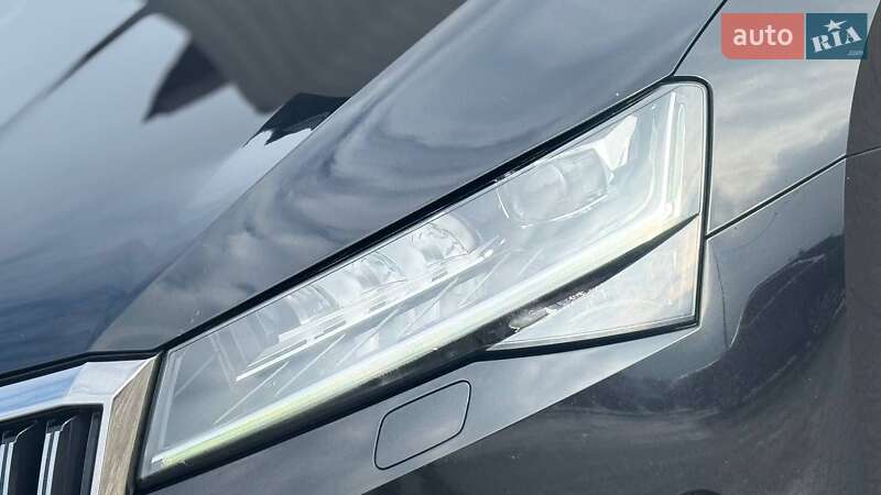 Лифтбек Skoda Superb 2022 в Стрые