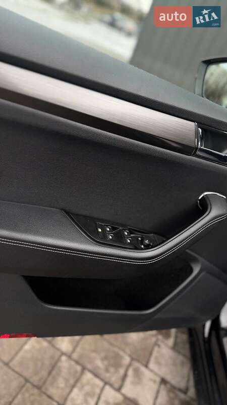 Лифтбек Skoda Superb 2022 в Стрые