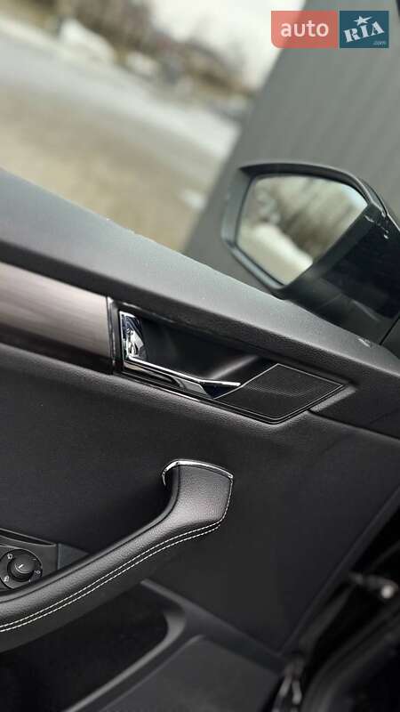 Лифтбек Skoda Superb 2022 в Стрые