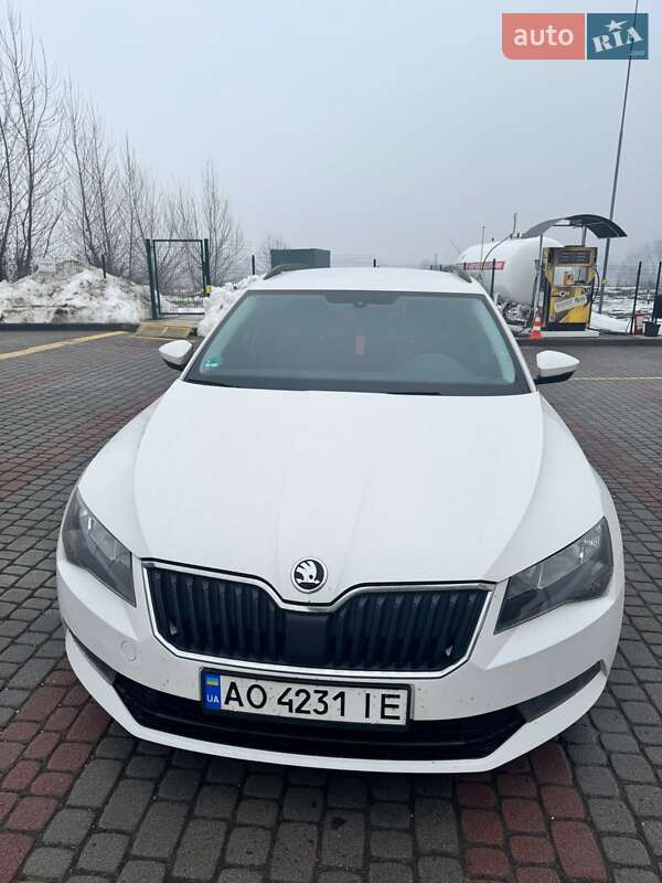 Универсал Skoda Superb 2019 в Тячеве фото 4 Универсал Skoda Superb 2019 в Тячеве