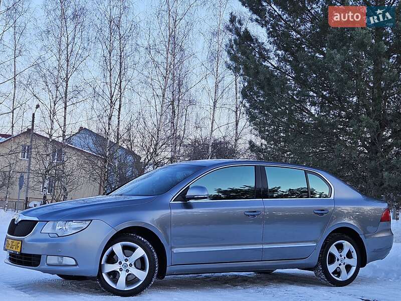 Лифтбек Skoda Superb 2008 в Дрогобыче