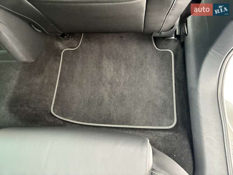 Универсал Skoda Superb 2023 в Киеве фото 54 Универсал Skoda Superb 2023 в Киеве