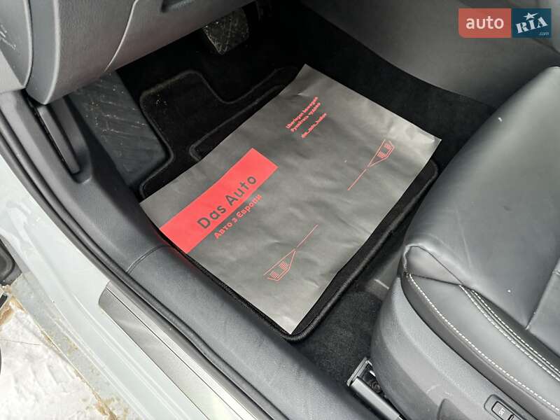 Универсал Skoda Superb 2023 в Киеве фото 78 Универсал Skoda Superb 2023 в Киеве