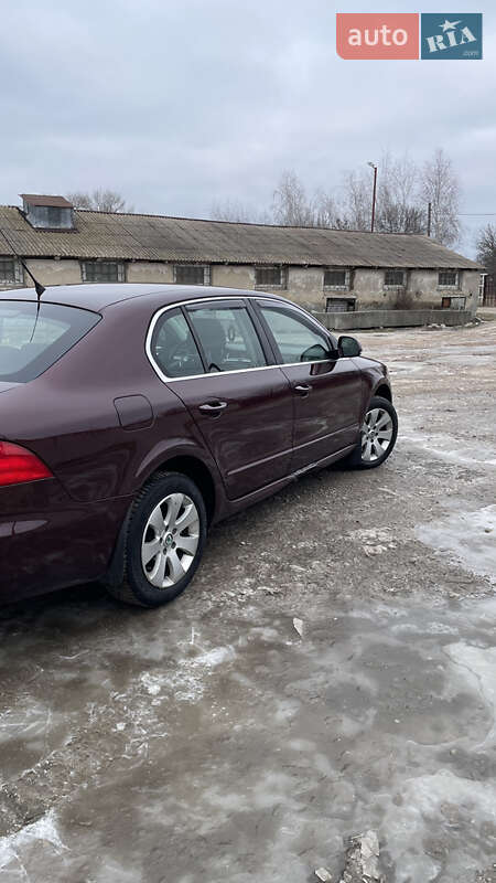 Лифтбек Skoda Superb 2008 в Кременчуге