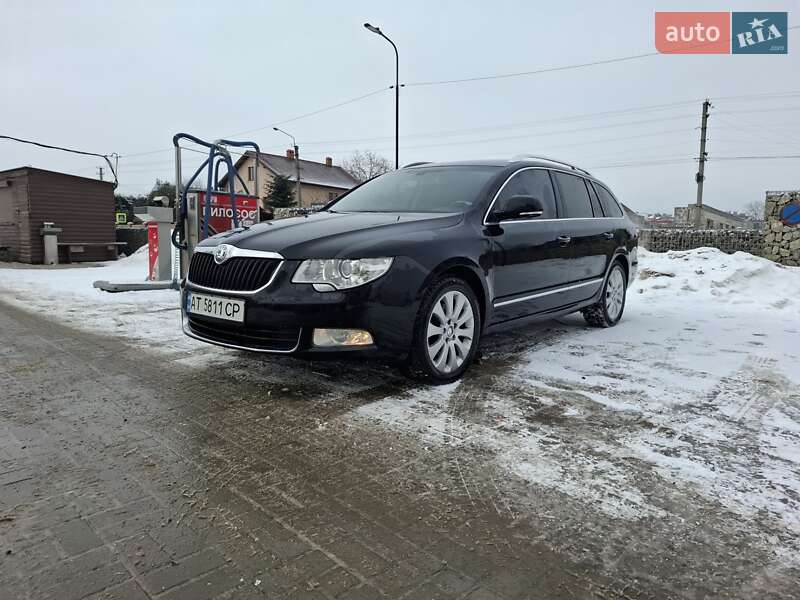 Универсал Skoda Superb 2011 в Ивано-Франковске